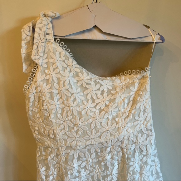Like New! Lost + Wander White Lace Madonna Lily Maxi Dress | Size L - Picture 9 of 12
